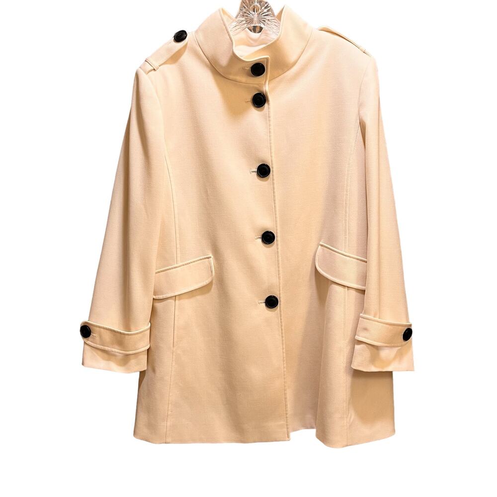 Tahari  Arthur S Levine  Cream Button Front Coat